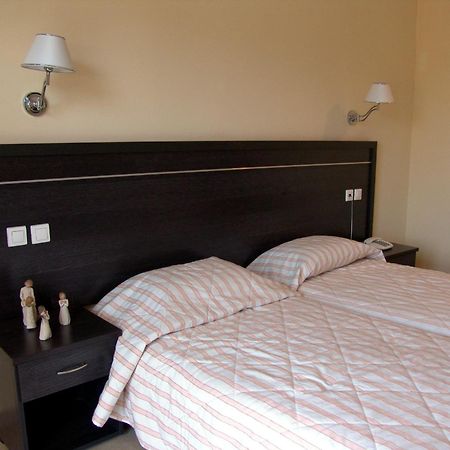 Merope Hotel Karlovassi Dış mekan fotoğraf