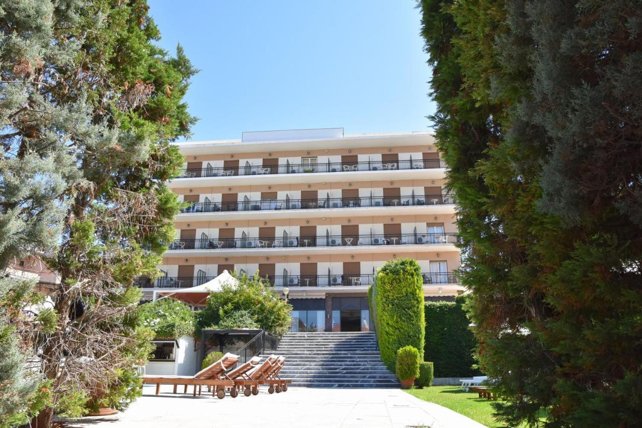 Merope Hotel Karlovassi Dış mekan fotoğraf