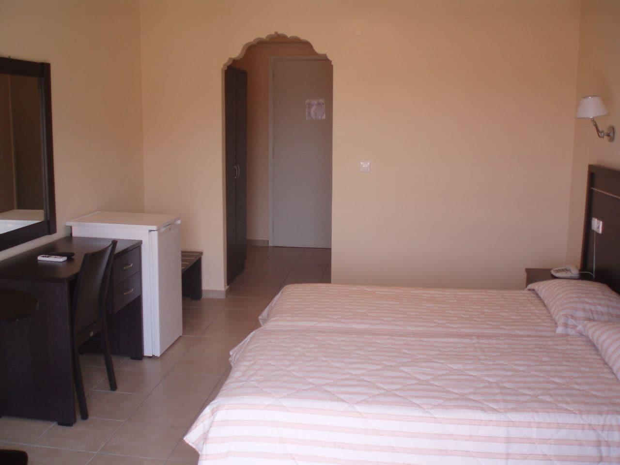 Merope Hotel Karlovassi Dış mekan fotoğraf