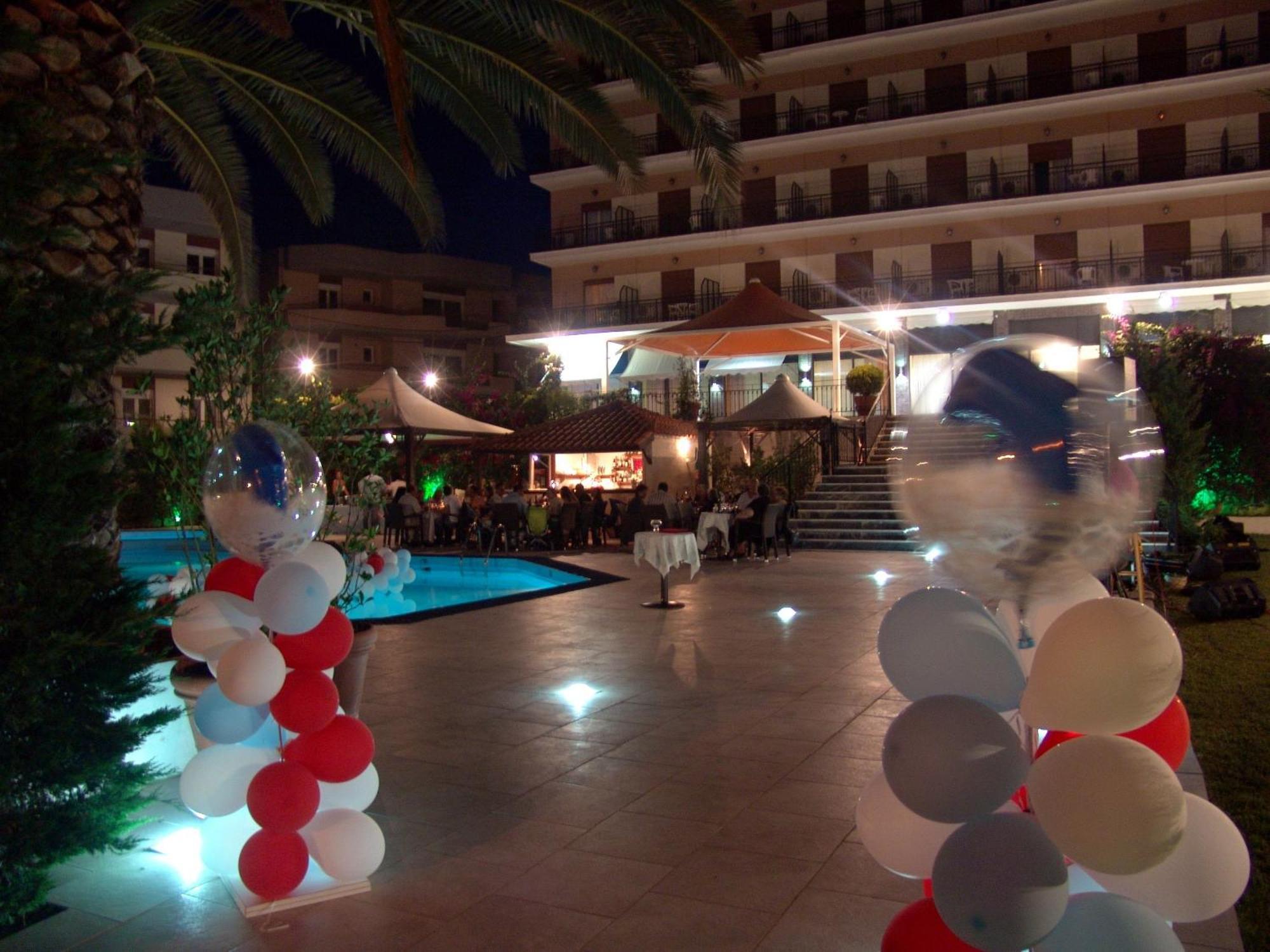 Merope Hotel Karlovassi Dış mekan fotoğraf
